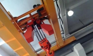 無錫行車保養(yǎng)的安全裝置是這樣的？